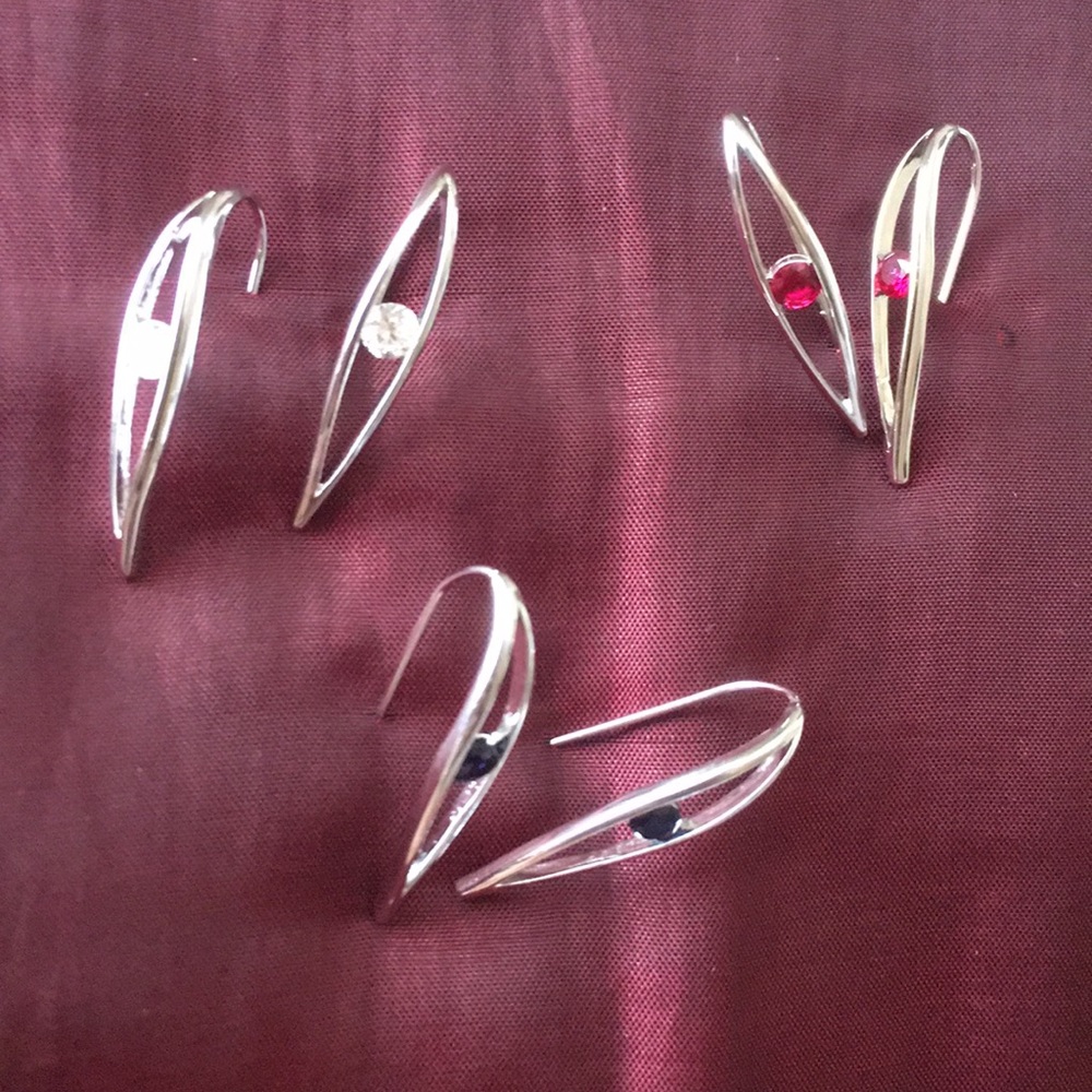 3 pieces, blue sapphire, ruby, white diamond